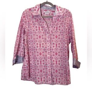 Foxcroft Easy Care Pink and White Patterned Button Down Shirt sz M